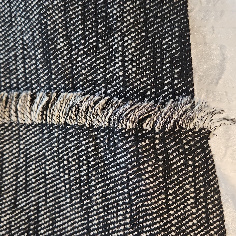 LOFT Heather Gray Faux Wrap Textured Weave Mini Skirt Fringed Trim Sz 8 - Picture 2 of 10